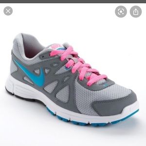 Nike Revolution 2 Running Sneakers